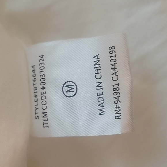 Forever 21 White V-Neck Cropped Knot Front with Puffy Sleeves Blouse, Size: M - Picture 3 of 9